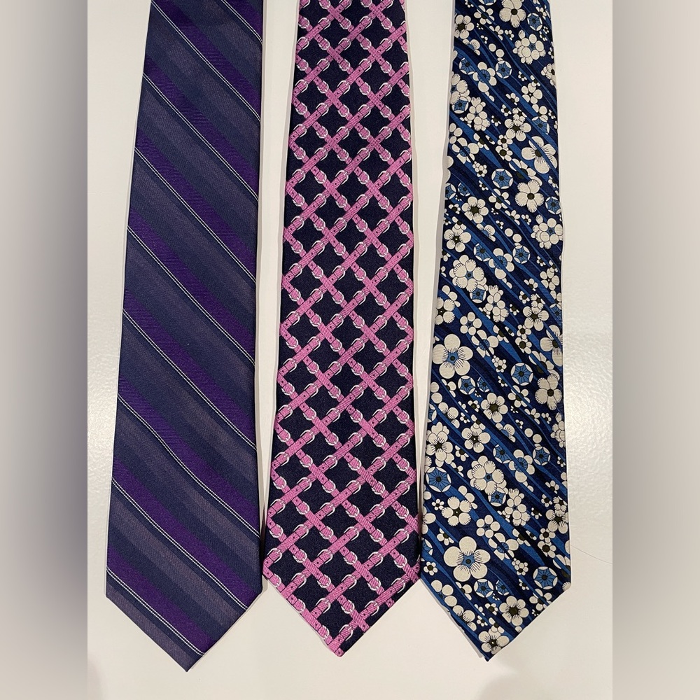 3 neck ties